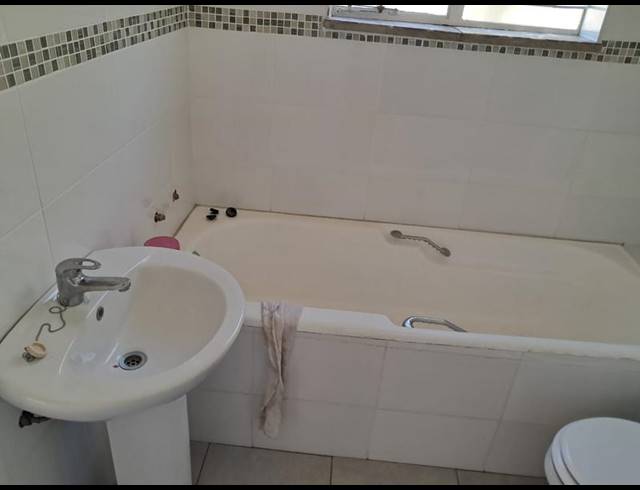 4 BEDROOM HOUSE FOR SALE IN BENONI CENTRAL